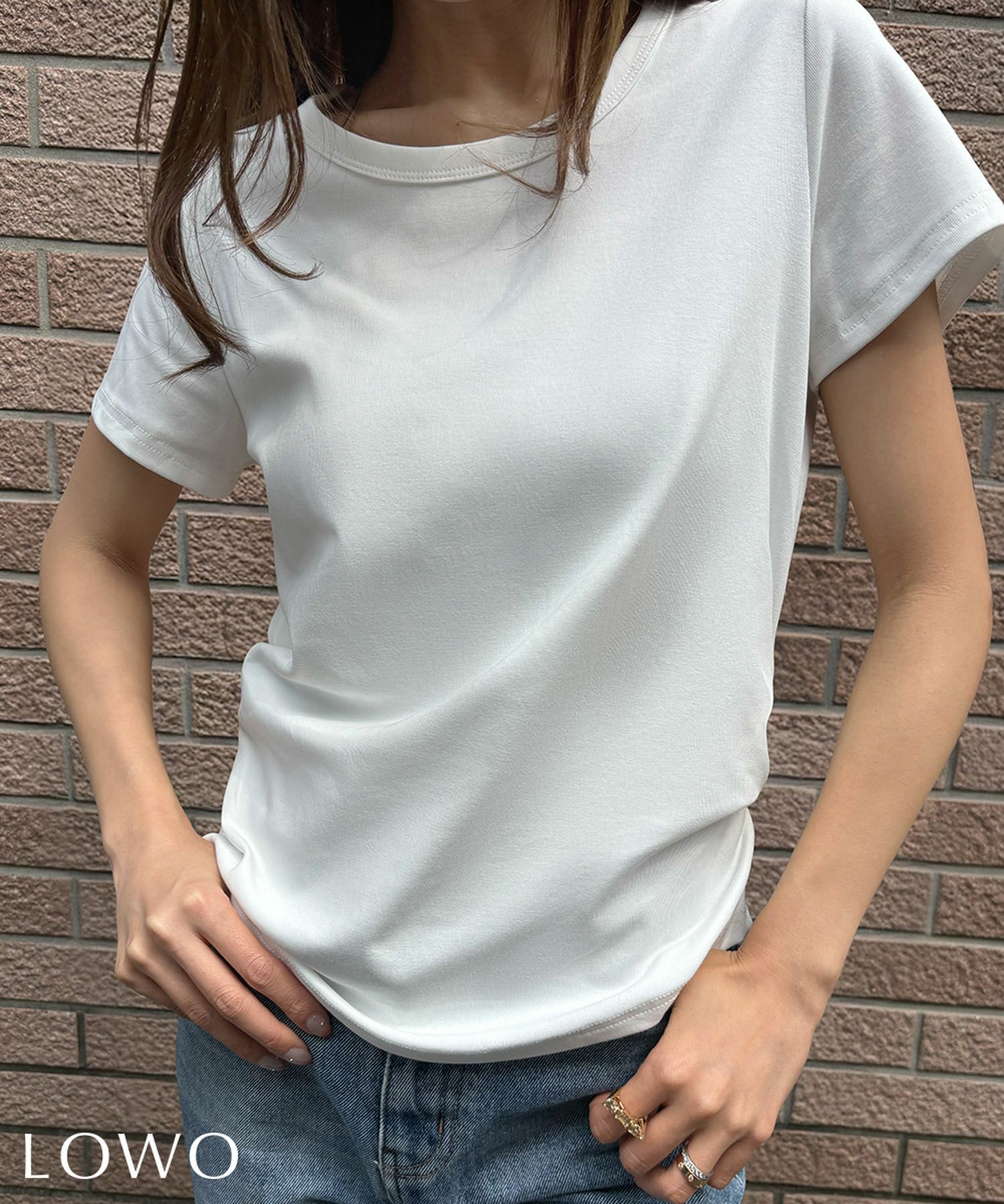 ホワイト