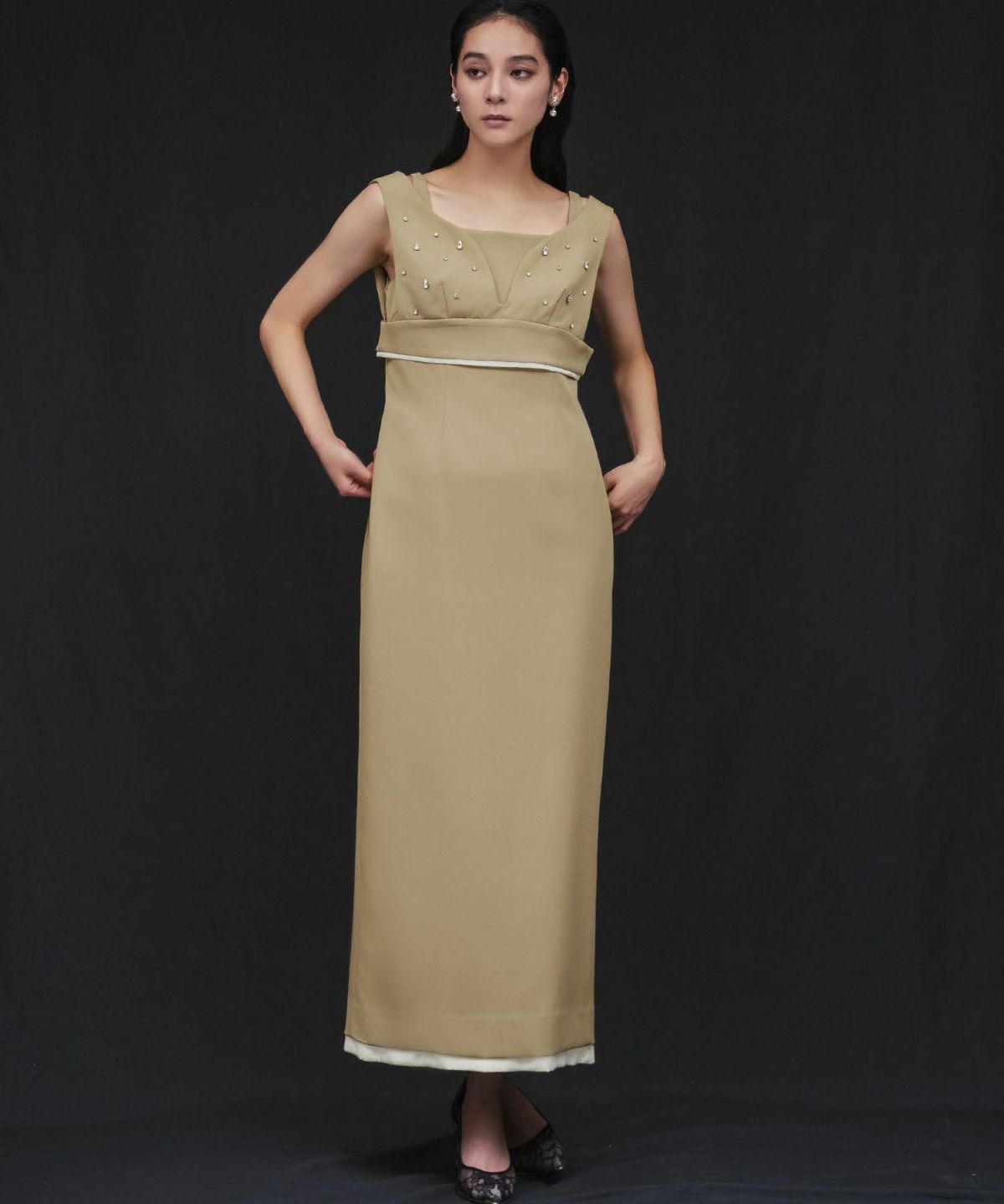 身長：168cm　着用サイズ：Mサイズ　B：81 / W：60 / H：89