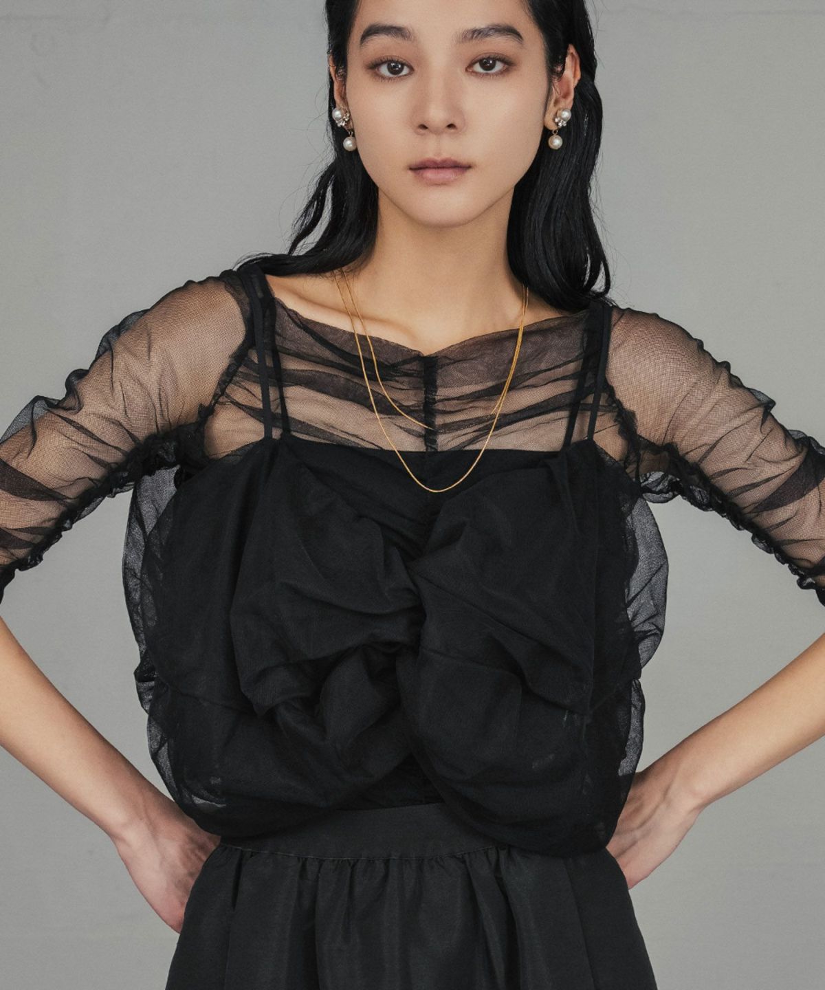 身長：168cm　着用サイズ：Mサイズ　B：81 / W：60 / H：89