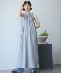 身長：157cm　着用サイズ：FREE　B：82 / W：63 / H：87