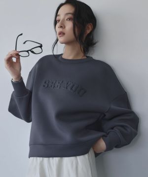 チャコールグレー