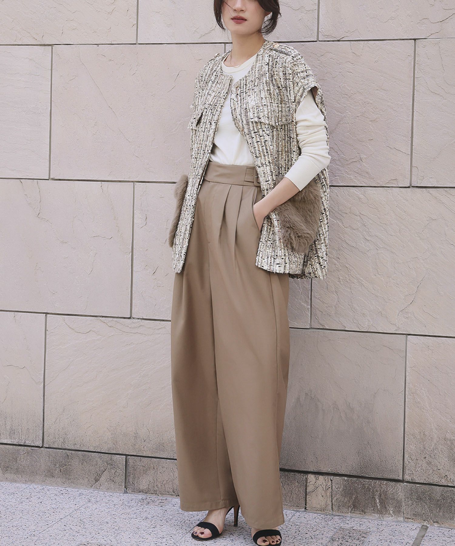 euw ニュアンスカラージレ　ベージュ nuance collar gilet / beige