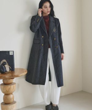 チャコールグレー