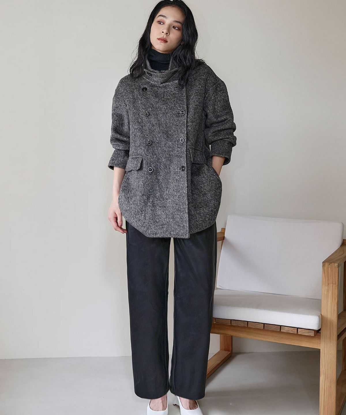 身長：168cm　着用サイズ：FREE　B：81 / W：60 / H：89