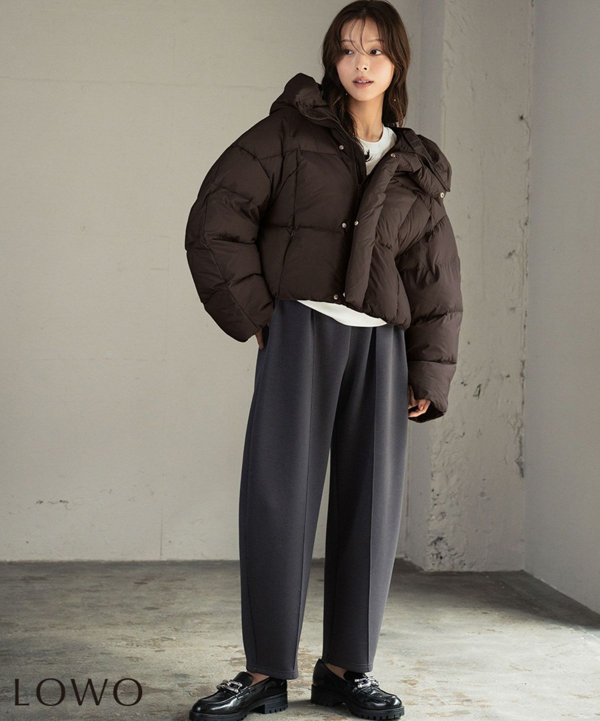 身長：170cm　着用サイズ：FREE　B：86 / W：61 / H：87