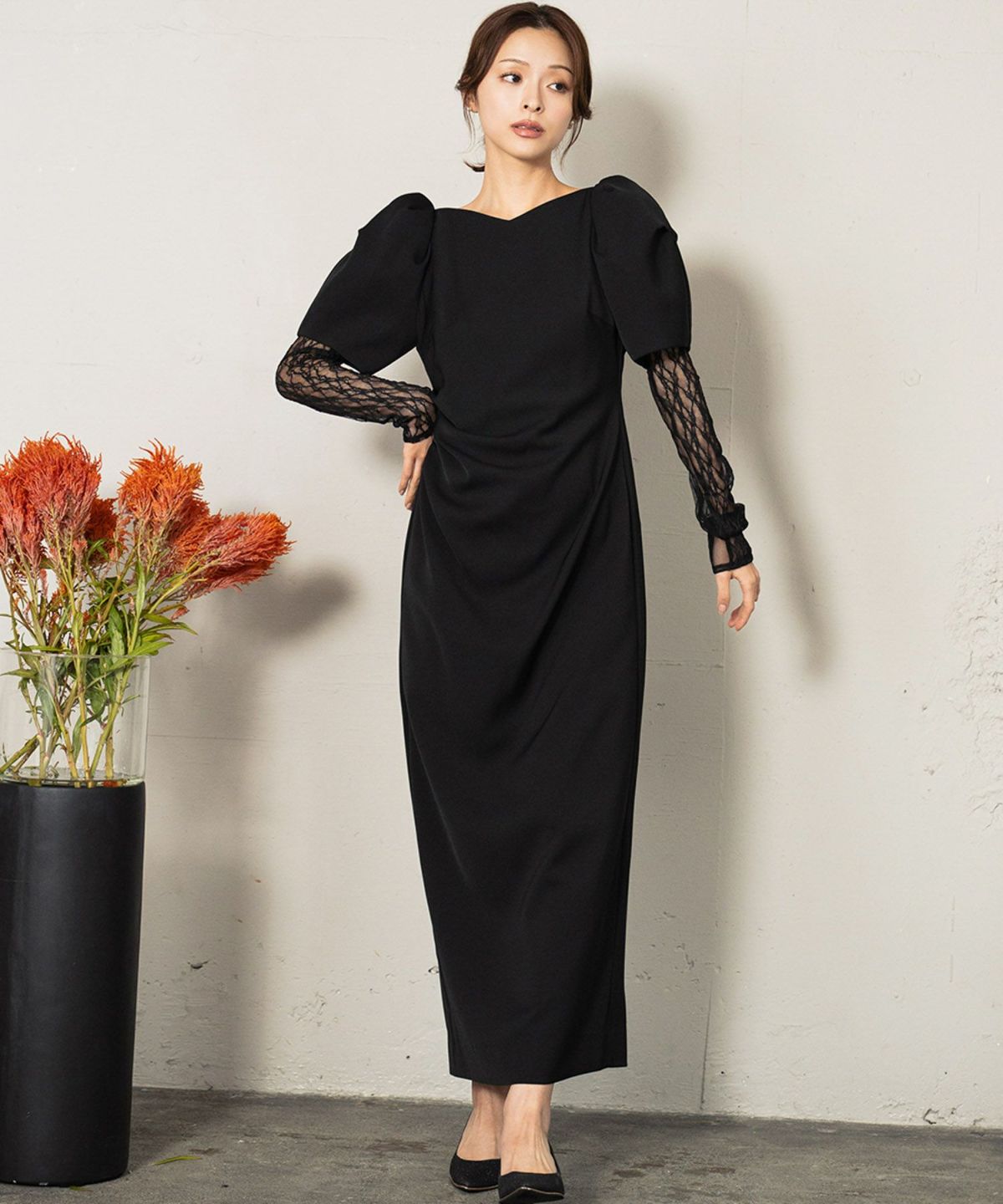 身長：170cm　着用サイズ：Mサイズ　B：86 / W：61 / H：87